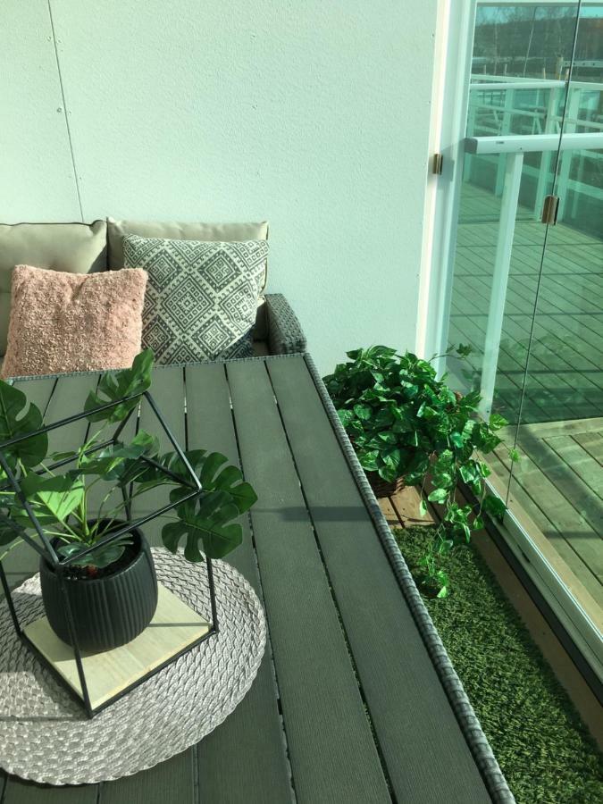 Starhomes Studio Lux 10 Oulu Eksteriør billede